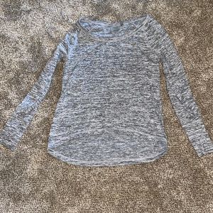 Grey, medium athleta long- sleeved top. Slightly worn, great condition.